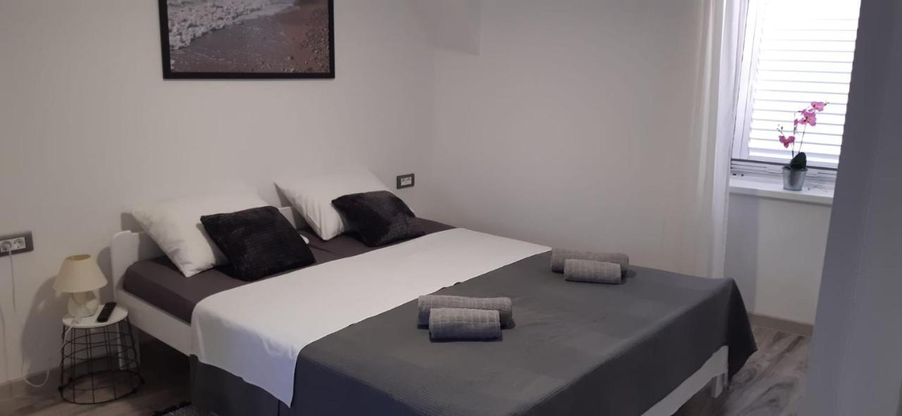 Goga Apartment *